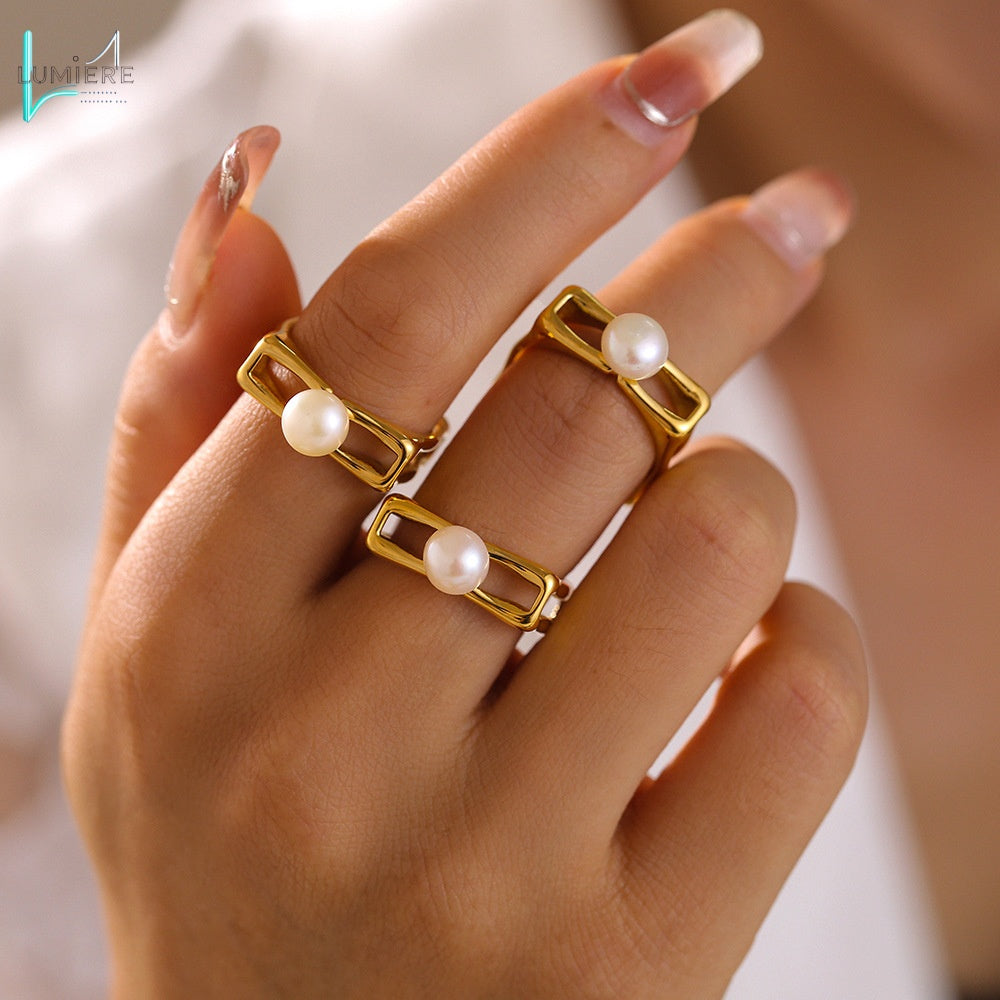 Stainless steel plated 18K gold square hollow pearl ring