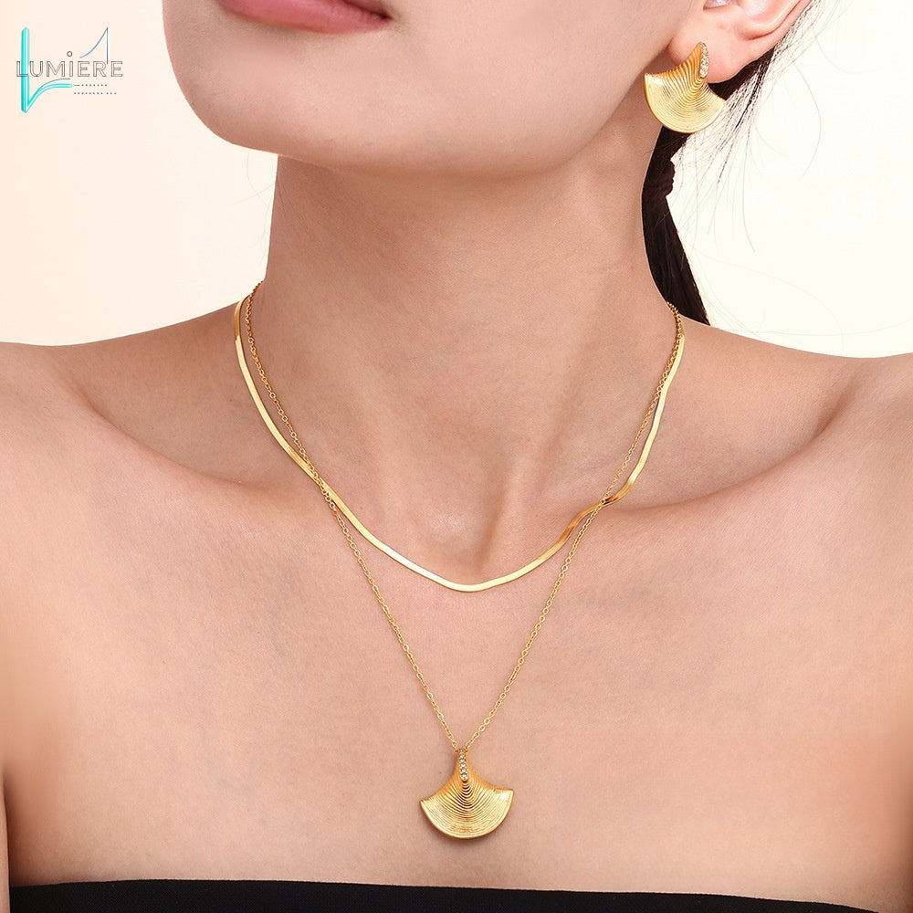 Three dimensional fan-shaped shell zircon pendant necklace earrings