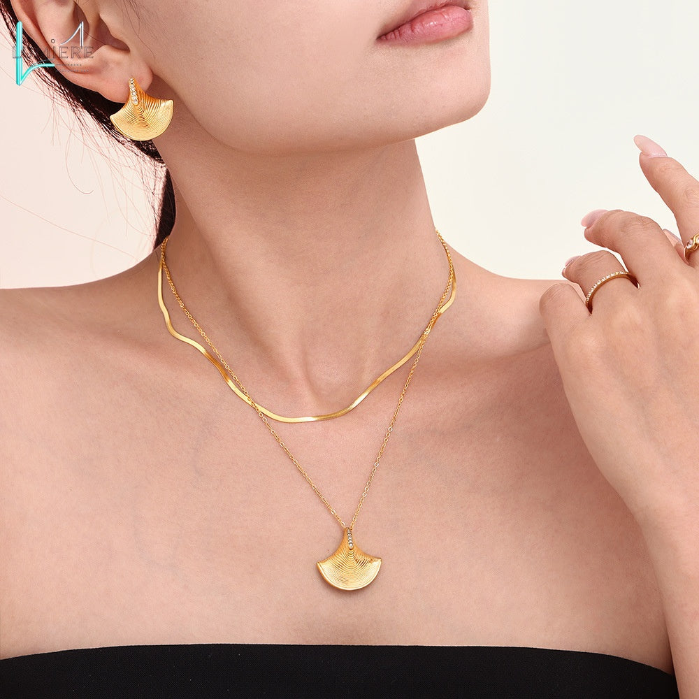 Three dimensional fan-shaped shell zircon pendant necklace earrings