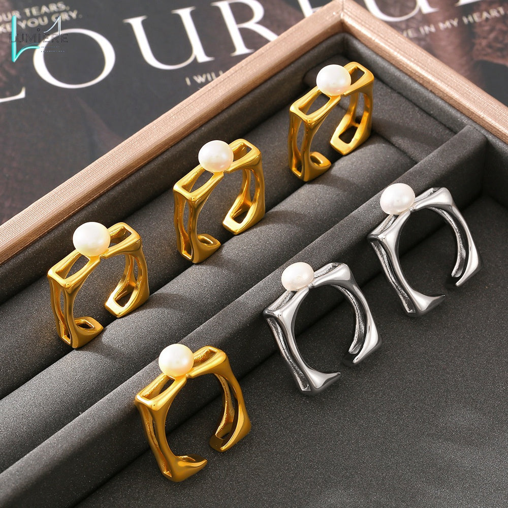 Stainless steel plated 18K gold square hollow pearl ring