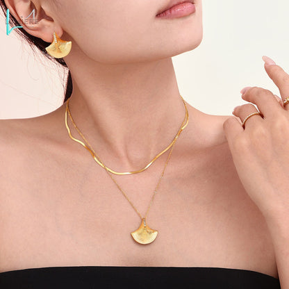 Three dimensional fan-shaped shell zircon pendant necklace earrings