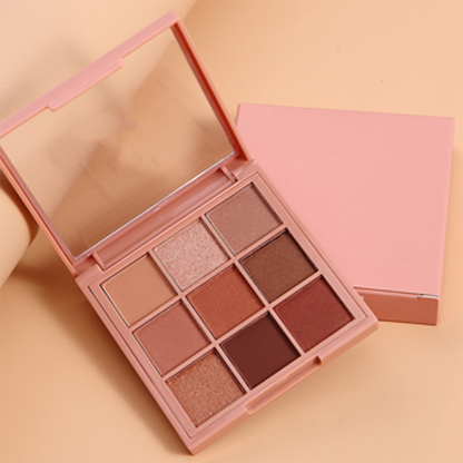 Pumpkin-colored earth-tone matte eyeshadow